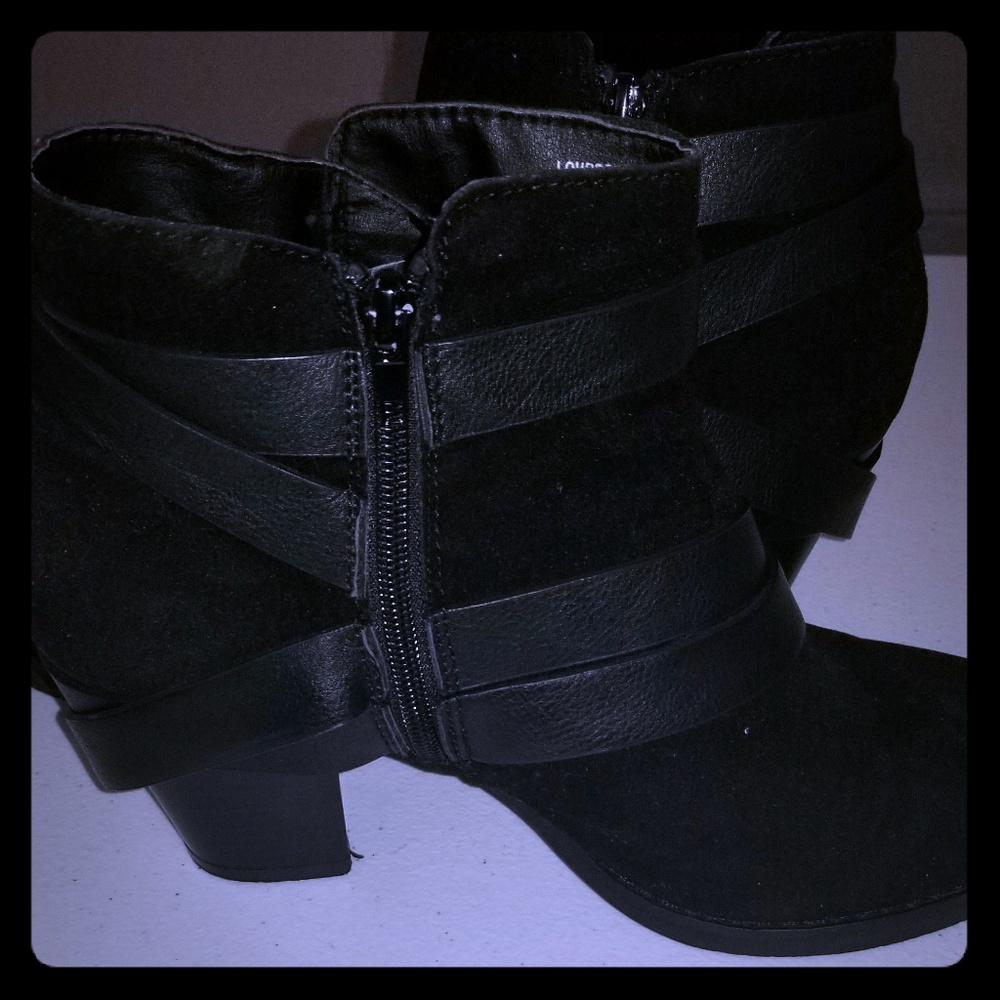 Shoe Dazzle Booties
